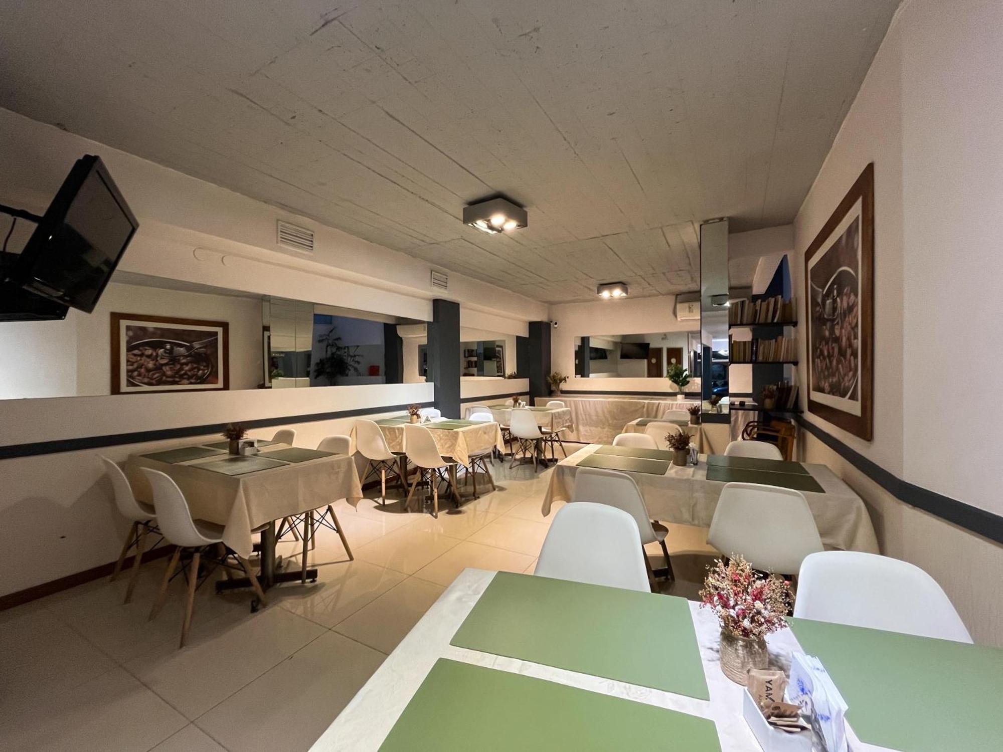 Alpino Hotel Buenos Aires Bagian luar foto