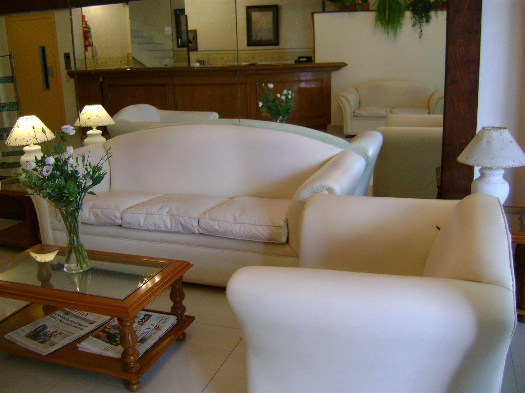 Alpino Hotel Buenos Aires Bagian luar foto